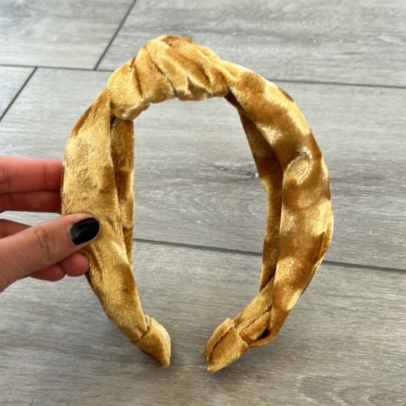 New women’s Anthropologie Headband velvet - Picture 8 of 9